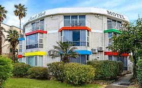Beach Park Motel